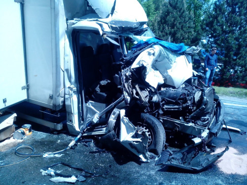 2-Dopravni-nehoda-dodavky-a-NA,-Veseli-nad-Luznici---3--6--2014-(2)